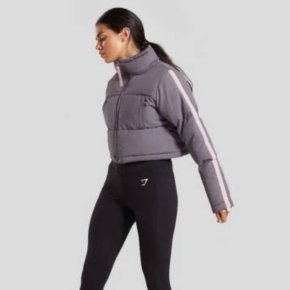 GYM SHARK PUFFER JACKET- CROP TOP